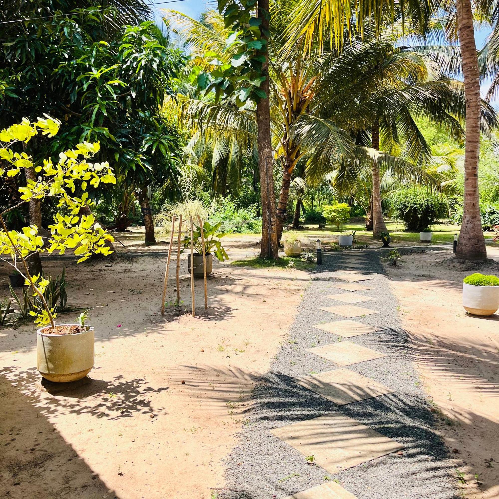 Hanguk Lanka Lagoon Villa Tangalle Eksteriør bilde